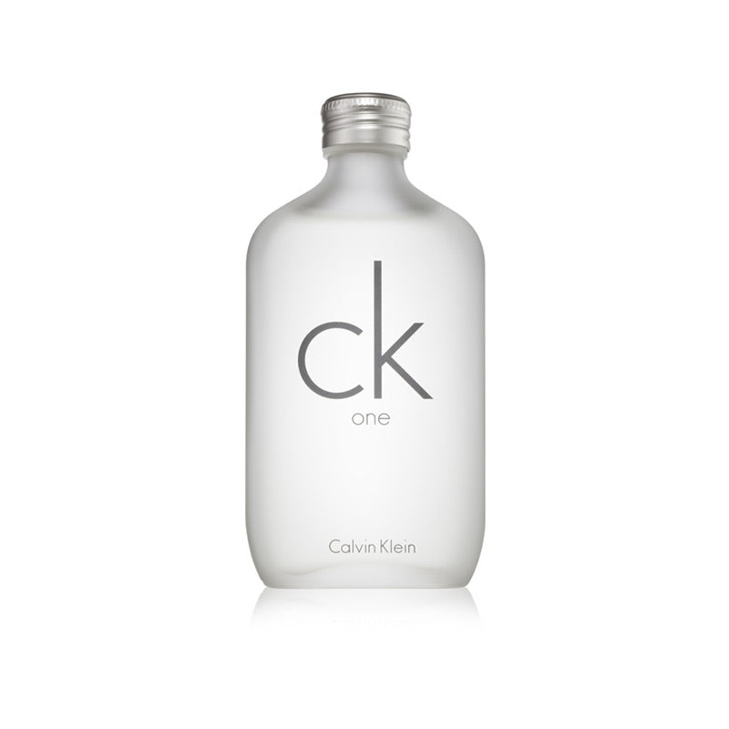Calvin Klein CK One Eau de Toilette - fondo blanco