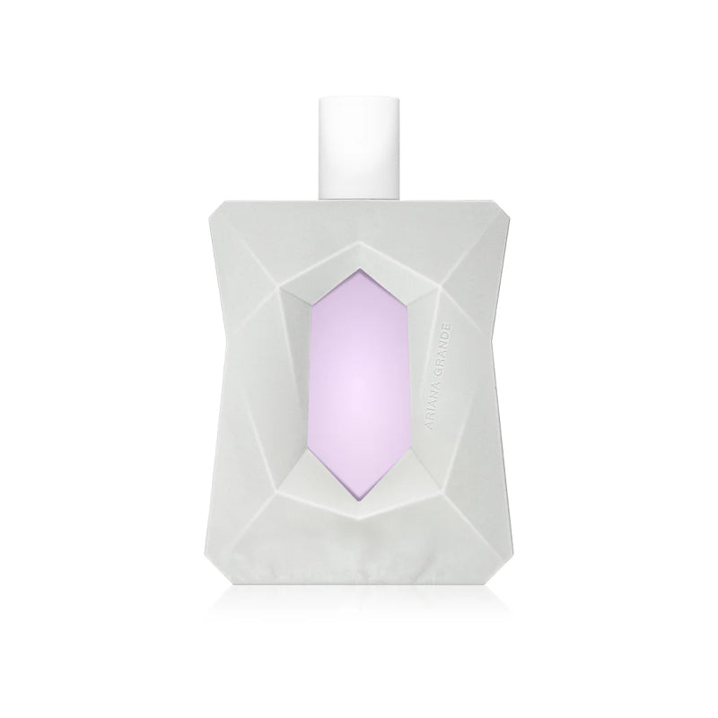 Ariana Grande God Is A Woman Eau de Parfum - fondo blanco